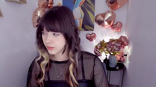 Snapshot of GentleTeas chatting on February 5, 2026, 6:34 pm GentleTeas online show from February 5, 2026, 6:34 pm