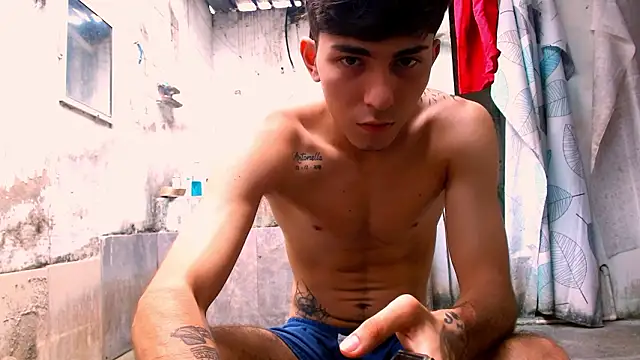 Snapshot of FlexxPrimee chatting on February 9, 2026, 8:35 pm FlexxPrimee online show from February 9, 2026, 8:35 pm