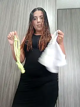 Snapshot of lyss_muller chatting on March 7, 2026, 6:38 pm lyss muller online show from March 7, 2026, 6:38 pm