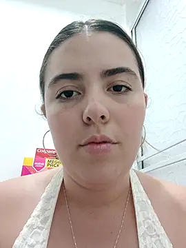 Snapshot of lyss_muller chatting on March 21, 2026, 12:26 am lyss muller online show from March 21, 2026, 12:26 am