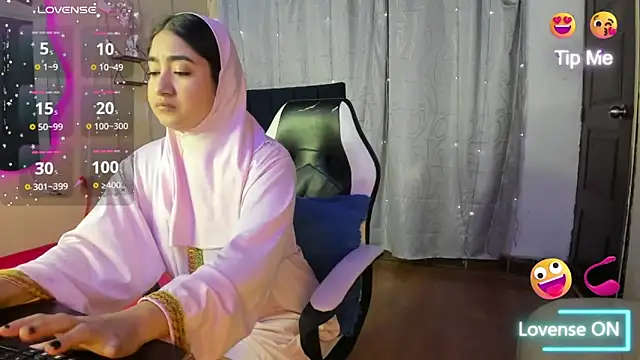 Snapshot of SamiraAwada chatting on February 22, 2026, 12:47 pm SamiraAwada online show from February 22, 2026, 12:47 pm