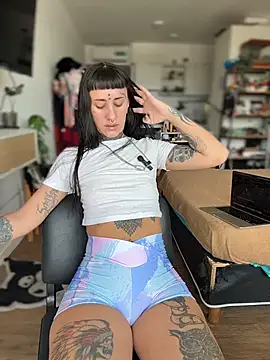 Snapshot of xsadtanas chatting on February 24, 2026, 4:38 pm xsadtanas online show from February 24, 2026, 4:38 pm