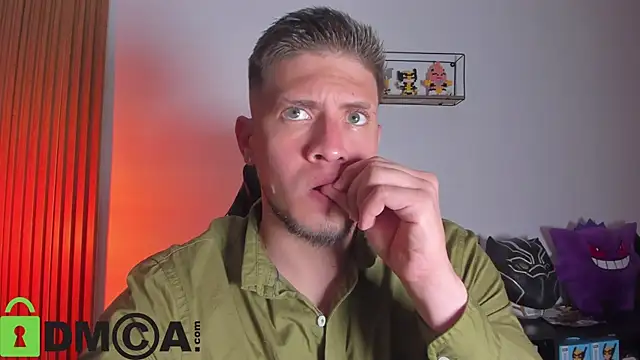 Snapshot of SebastianMaximoff_ chatting on February 26, 2026, 9:14 pm SebastianMaximoff online show from February 26, 2026, 9:14 pm