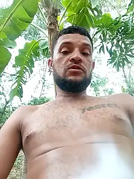 Snapshot of Hot_Veteran_1 chatting on March 5, 2026, 10:39 pm Hot Veteran 1 online show from March 5, 2026, 10:39 pm