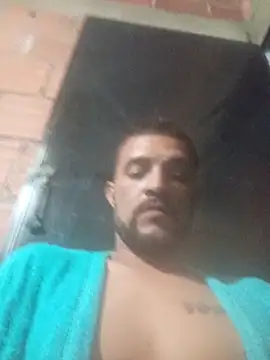 Snapshot of Hot_Veteran_1 chatting on April 2, 2026, 11:46 pm Hot Veteran 1 online show from April 2, 2026, 11:46 pm