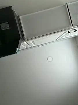 yolanda339 online show from March 22, 2026, 1:25 pm