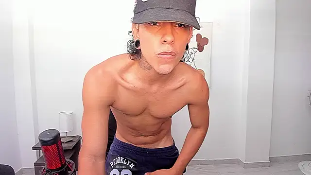 paisa hotx online show from February 21, 2026, 6:31 pm