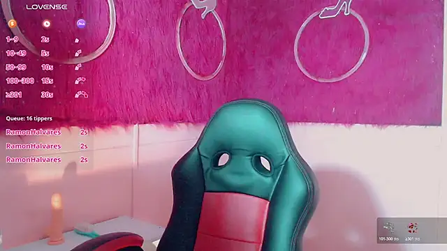 Snapshot of isabella_vogue chatting on February 20, 2026, 11:32 am isabella vogue online show from February 20, 2026, 11:32 am