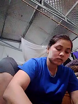 Snapshot of alex_callmemaybe69 chatting on February 15, 2026, 1:09 pm alex callmemaybe69 online show from February 15, 2026, 1:09 pm