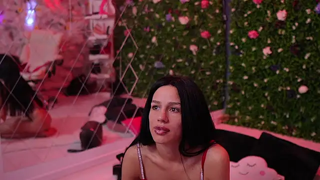 Snapshot of Baby_nico chatting on February 14, 2026, 8:49 pm Baby nico online show from February 14, 2026, 8:49 pm