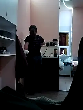 RoliNika22 online show from March 4, 2026, 7:42 pm