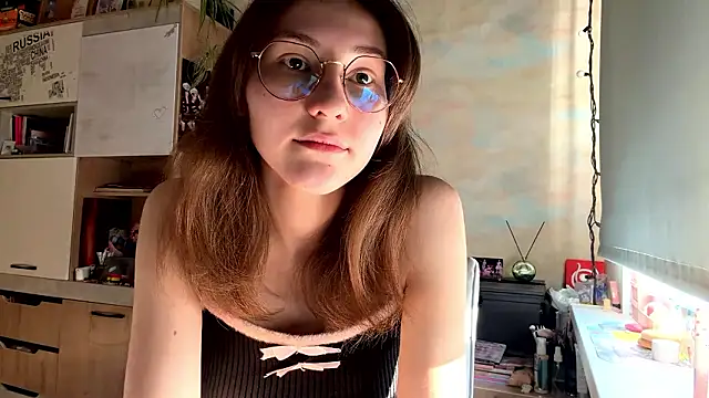 Miaaa Moon online show from March 23, 2026, 1:15 pm