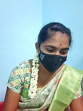 Snapshot of Tamil_Hot_Shana chatting on April 10, 2026, 5:06 pm Tamil Hot Shana online show from April 10, 2026, 5:06 pm