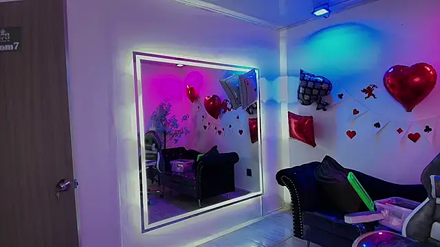 Snapshot of Madame_scarlett chatting on February 20, 2026, 11:43 am Madame scarlett online show from February 20, 2026, 11:43 am