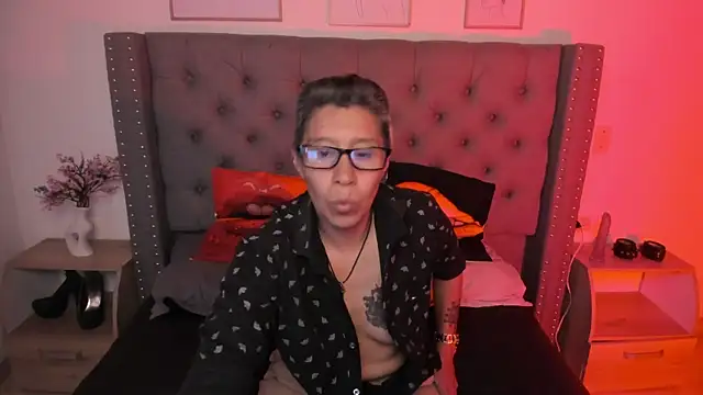 Kali Panther online show from March 12, 2026, 8:15 pm