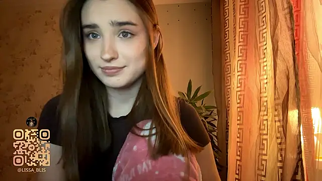 LissaBliss online show from February 6, 2026, 4:43 pm