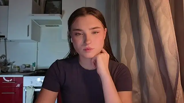 LissaBliss online show from June 23, 2026, 6:50 pm