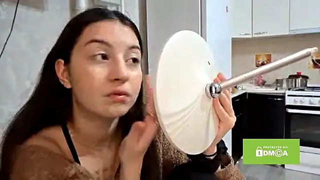 Snapshot of ZyntraLoom chatting on February 17, 2026, 12:45 pm ZyntraLoom online show from February 17, 2026, 12:45 pm