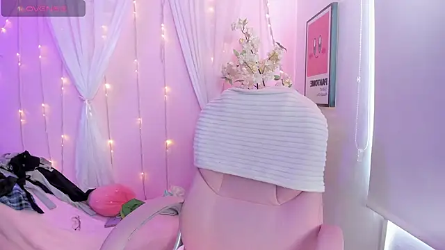 Bella Miller1  online show from March 3, 2026, 3:40 pm