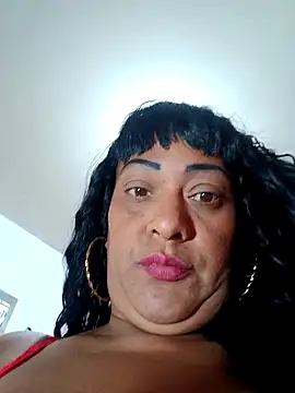 SabrinaColin online show from February 9, 2026, 2:32 pm