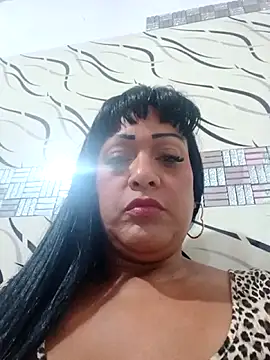 Snapshot of SabrinaColin chatting on April 22, 2026, 12:46 am SabrinaColin online show from April 22, 2026, 12:46 am