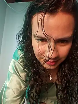  ChloeRed online show from April 17, 2026, 2:42 pm