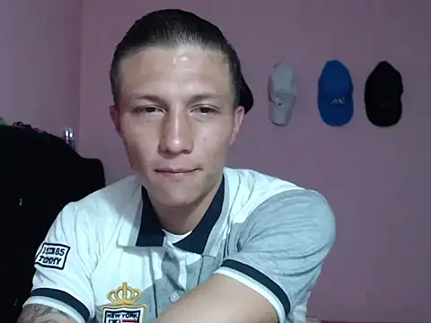 Snapshot of Cronos_Hot_8 chatting on February 16, 2026, 7:59 am Cronos Hot 8 online show from February 16, 2026, 7:59 am