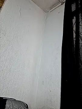 the lagoon girl online show from February 22, 2026, 9:35 pm