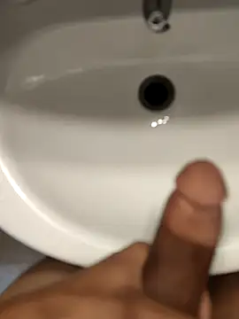 marcooo22annni online show from April 11, 2026, 9:02 am