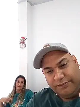 Snapshot of wessAndSandri chatting on February 12, 2026, 7:53 pm wessAndSandri online show from February 12, 2026, 7:53 pm