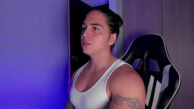 Snapshot of Cry_Duran chatting on February 16, 2026, 6:59 pm Cry Duran online show from February 16, 2026, 6:59 pm