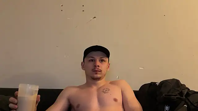 Snapshot of Lucas328706 chatting on February 26, 2026, 1:43 pm Lucas328706 online show from February 26, 2026, 1:43 pm