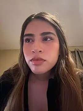 Snapshot of romyamo chatting on March 30, 2026, 3:18 am romyamo online show from March 30, 2026, 3:18 am