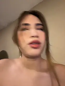 Snapshot of romyamo chatting on April 1, 2026, 2:34 am romyamo online show from April 1, 2026, 2:34 am