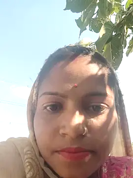 Snapshot of Gungun_thakur chatting on February 28, 2026, 9:43 am Gungun thakur online show from February 28, 2026, 9:43 am