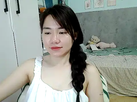 Amy8386 online show from April 12, 2026, 3:44 am