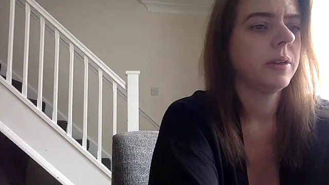 Snapshot of ElizabethArden42- chatting on February 19, 2026, 1:07 pm ElizabethArden42- online show from February 19, 2026, 1:07 pm