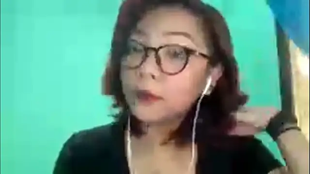 Snapshot of TerisaYellow chatting on February 5, 2026, 7:24 am TerisaYellow online show from February 5, 2026, 7:24 am