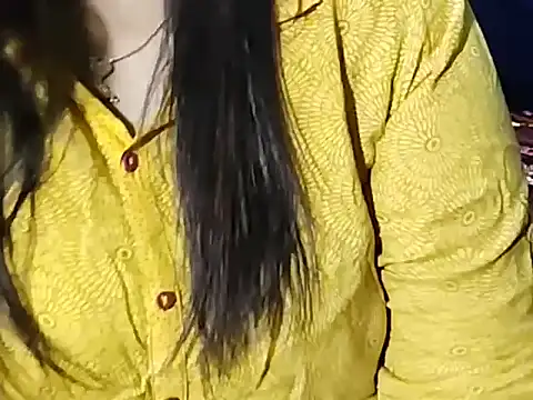 Snapshot of ANURADHA_2006 chatting on April 7, 2026, 7:47 pm ANURADHA 2006 online show from April 7, 2026, 7:47 pm