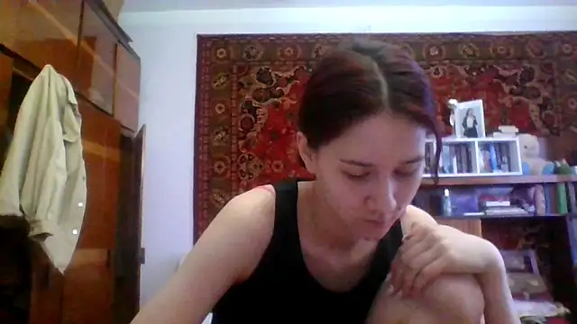 NickiKisinger online show from March 29, 2026, 5:07 am