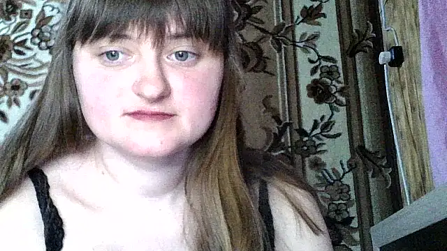 Snapshot of LuckyLust15 chatting on February 20, 2026, 4:29 pm LuckyLust15 online show from February 20, 2026, 4:29 pm