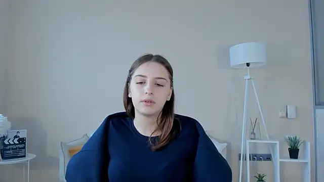 LeanneDinkle online show from February 1, 2026, 8:13 am