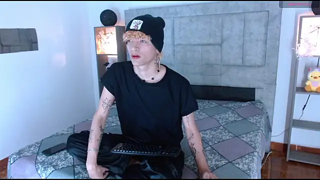 Snapshot of lucke_collins22 chatting on February 5, 2026, 6:29 am lucke collins22 online show from February 5, 2026, 6:29 am