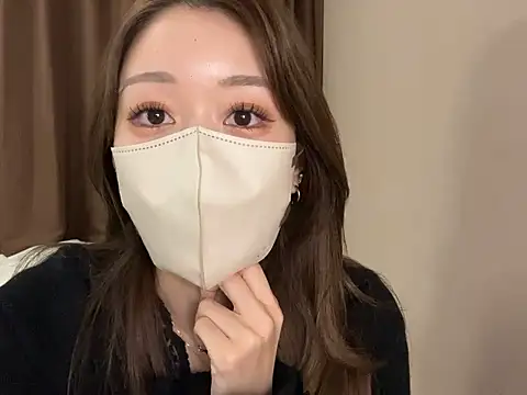 Snapshot of Miri__0o chatting on March 3, 2026, 3:29 pm Miri 0o online show from March 3, 2026, 3:29 pm