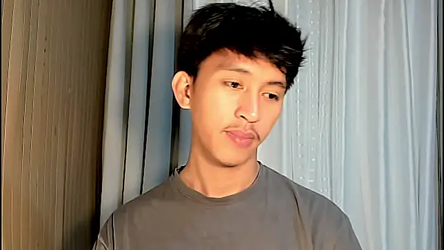  andrie69  online show from April 10, 2026, 7:07 pm