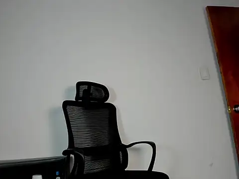 CRISTHIAN WOLF1 online show from February 9, 2026, 4:49 am