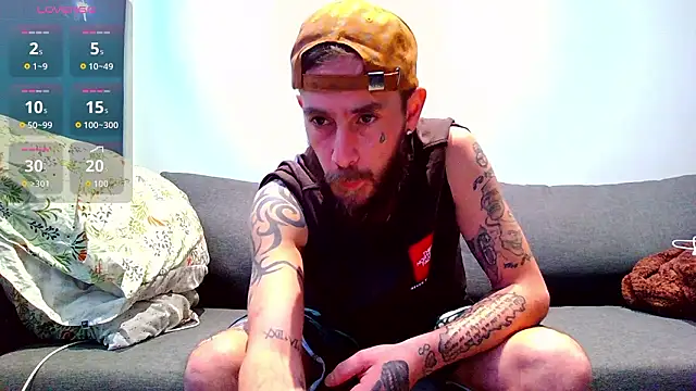 inktattoo42 online show from March 12, 2026, 8:15 pm