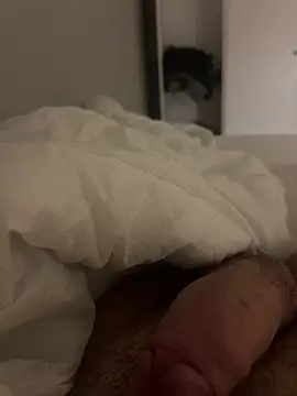 Snapshot of siisidjfjfjdj chatting on March 27, 2026, 8:52 pm siisidjfjfjdj online show from March 27, 2026, 8:52 pm