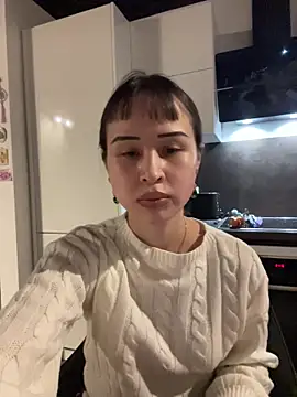 Just-Lilly online show from March 25, 2026, 7:20 pm