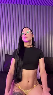 Snapshot of Mialarouse chatting on February 27, 2026, 7:58 pm Mialarouse online show from February 27, 2026, 7:58 pm